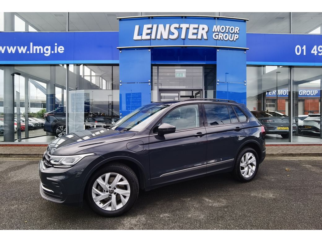 Image for 2022 Volkswagen Tiguan 1.4 TSI LIFE AUTOMATIC PETROL PLUG-IN HYBRID - FINANCE AVAILABLE - CALL US TODAY ON 01 492 6566 OR 087-092 5525
