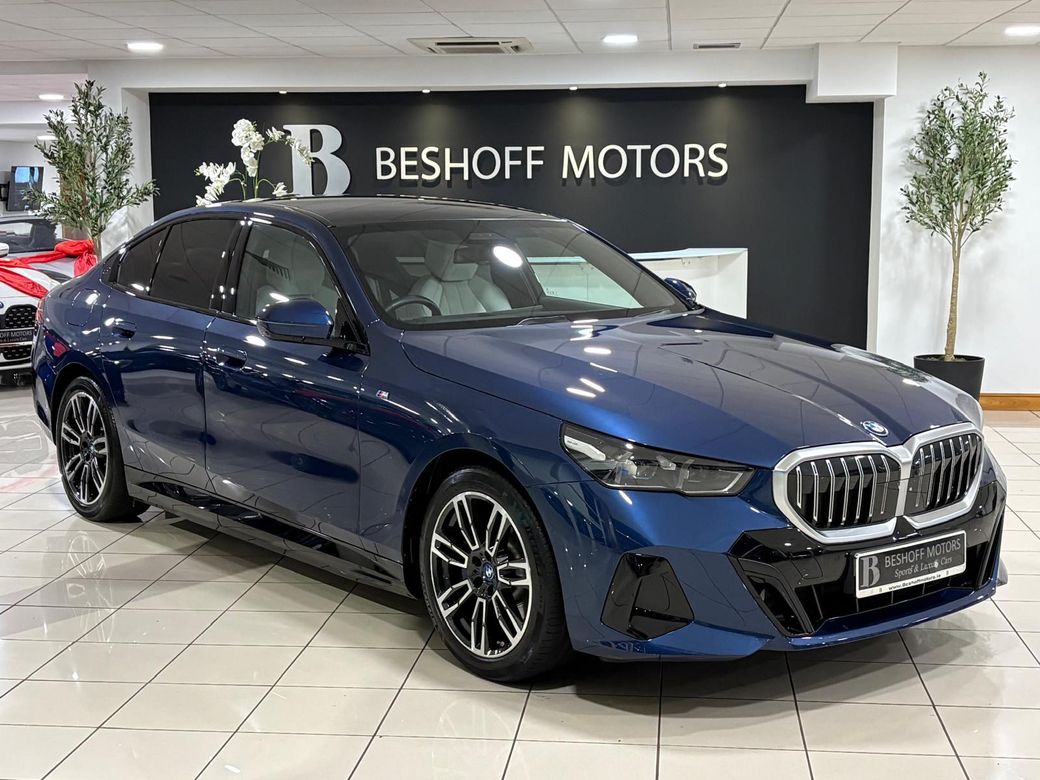 Image for 2024 BMW 5 Series 530e M-SPORT HYBRID=LOW MILES//HUGE SPEC=PAN ROOF//BALANCE OF BMW WARRANTY=241 D REG=IRISH SUPPLIED CAR//TAILORED FINANCE PACKAGES AVAILABLE=TRADE INS WELCOME