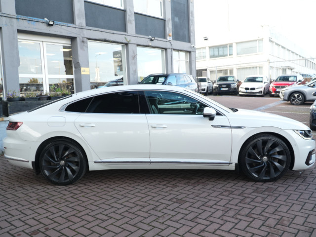 Image for 2018 Volkswagen Arteon 2018 VW ARTEON R-LINE 4V MOTION 4DR LUXURY SALOON 