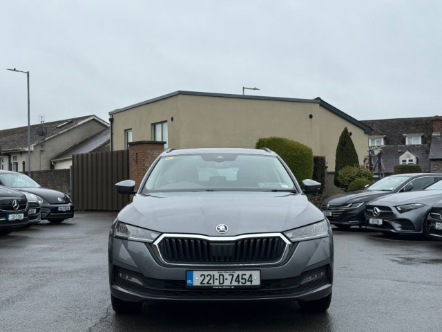 Image for 2022 Skoda Octavia COMBI AMBITION 2.0TDI *IRISH CAR*