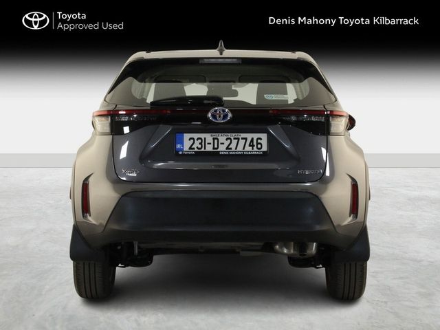 Image for 2023 Toyota Yaris Cross Luna