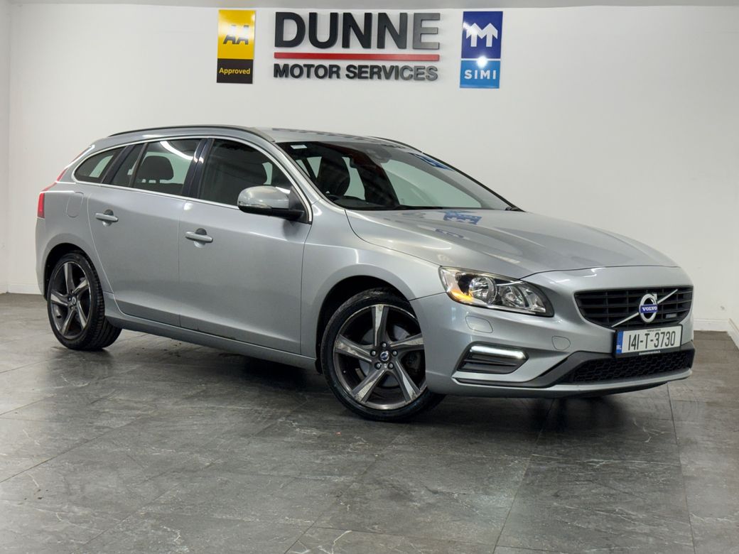 Image for 2014 Volvo V60 **D3 **R-DESIGN **MULTI FUNCTION STEERING WHEEL **DIGITAL DASH **BLUETOOTH RADIO **CRUISE CONTROL **DUAL DIGITAL CLIMATE CONTROL **PUSH BUTTTON START **AUTO START STOP **ELECTRIC HANDBRAKE **AUTO LIG