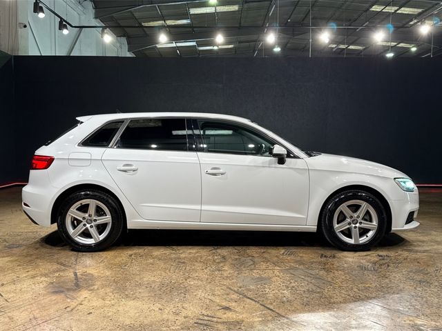 Image for 2020 Audi A3 1.4 TFSI AUTOMATIC - ALLOY WHEELS - HEATING / AC CONTROLS - REVERSE CAMERA - CRUISE CONTROL - MULTI FUNCTION STEERING WHEEL