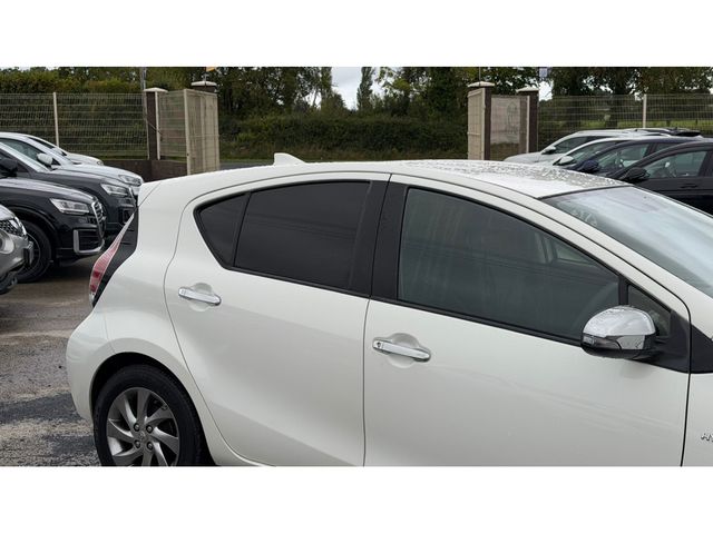 Image for 2015 Toyota Aqua S