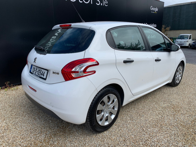 Image for 2013 Peugeot 208 1.0 VTI 68 BHP ACCESS 5DR // 06/27 NCT // LOW MILEAGE // CRUISE, ELECTRIC WINDOWS AND MIRRORS // 