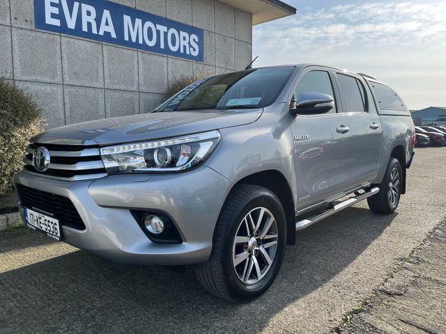 Image for 2017 Toyota Hilux 2.4 D-4D INVINCIBLE AWD NO VAT //REVERSE CAMERA//KEYLESS ENTRY//