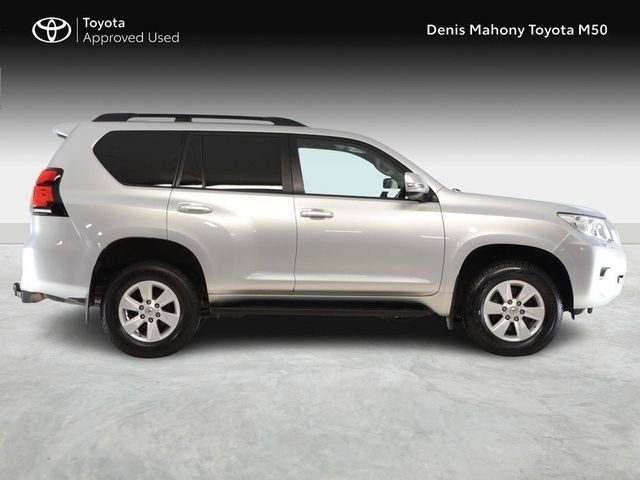 Image for 2022 Toyota Landcruiser LWB Commercial (VAT INCLUDED)