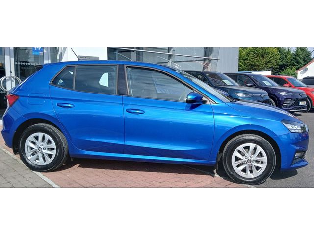Image for 2025 Skoda Fabia SELECTION 1.0MPI 80HP **REAR VIEW CAMERA, APP CONNECT, BLUETOOTH**