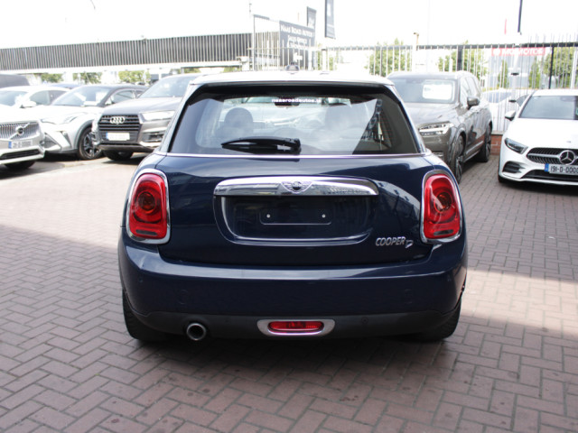 Image for 2017 Mini Cooper D 7 5DR HATCHBACK AUTOMATIC // WITH ONLY 84, 000 KM'S // STUNNING CAR // BUY WITH CONFIDENCE AA AND SIMI APPROVED DEALER 2026 // FINANCE ARRANGED // ALL TRADE INS WELCOME //