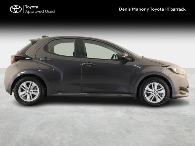 Image for 2022 Toyota Yaris HYBRID LUNA 4DR AUTO