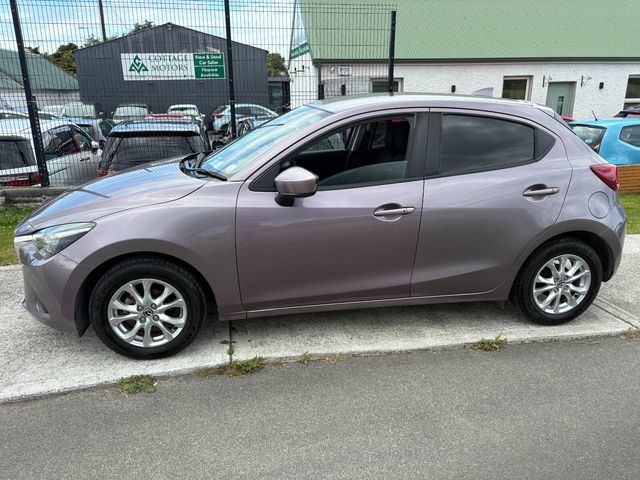 Image for 2016 Mazda Demio 