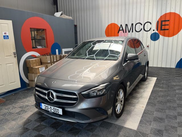 Image for 2020 Mercedes-Benz B Class 2020 MERCEDES-BENZ B180 1.4 AUTOMATIC / CRUISE CONTROL / PARKING CAMERA / ELECTRIC MEMORY & HEATED SEATS / PADDLE SHIFTERS / AMBIENT LIGHTS AND MORE