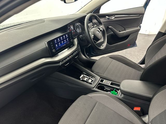 Image for 2024 Skoda Octavia 1.0TSI MHEV DSG AMB *FREE HAMPER* €55 P/W ON PCP