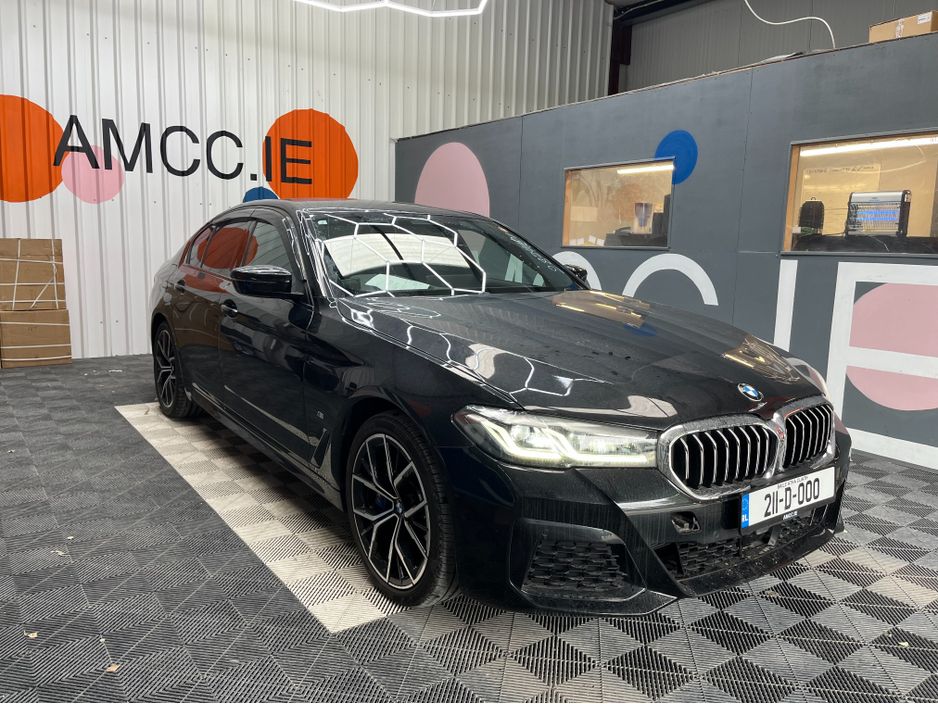 Image for 2021 BMW 5 Series €32950 2021 BMW 530E M-SPORT EDITION 2.0 AUTOMATIC / CRUISE CONTROL / 360° CAMERA / ELECTRIC MEMORY & HEATED SEATS / PADDLE SHIFTERS / AMBIENT LIGHTS AND MORE