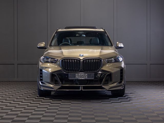 Image for 2025 BMW X5 X-Drive 50e M-Sport *Pan Roof