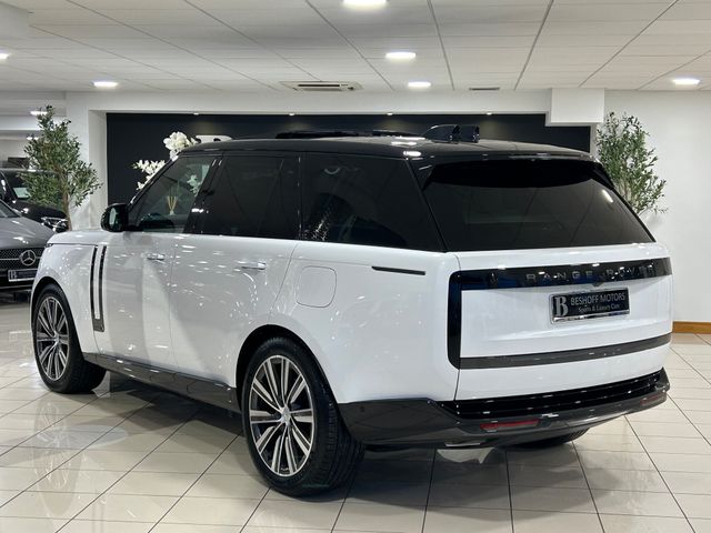 Image for 2025 Land Rover Range Rover P460e AUTOBIOGRAPHY HYBRID 
