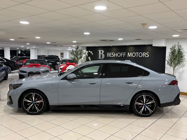 Image for 2024 BMW 5 Series 530e M-SPORT PRO=HUGE SPEC//LOW MILES//AS NEW=FULL BMW SERVICE HISTORY & WARRANTY UNTIL 04/2027=TAILORED FINANCE PACKAGES AVAILABLE=TRADE IN'S WELCOME