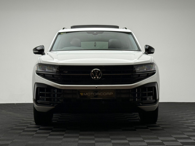 Image for 2024 Volkswagen Touareg R V6 3.0 TSI PHEV 462HP