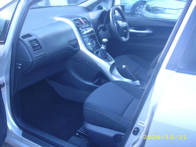 Image for 2011 Toyota Auris 1.4 D-4D TR 5DR