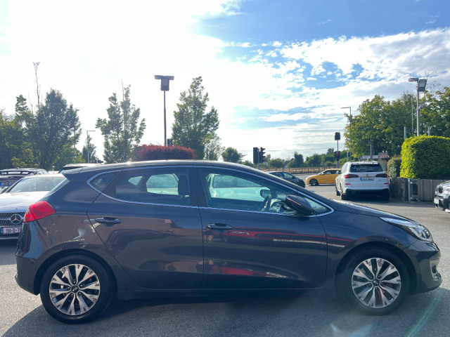 Image for 2016 Kia Ceed EX 1.4 DIESEL 5DR *LOW KMS*