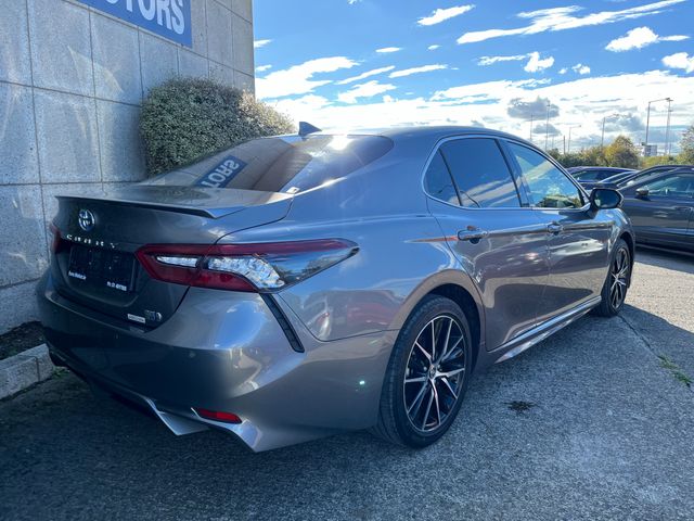 Image for 2022 Toyota Camry WS HYBRID AUTOMATIC 2.5 PETROL //VERY LOW MILES//HIGH SPEC//HALF LEATHER ELECTRIC HEATED SEATS//JBL SOUND SYSTEM//REVERSE CAMERA//KEYLESS ENTRY//ADAPTIVE CRUISE CONTROL//