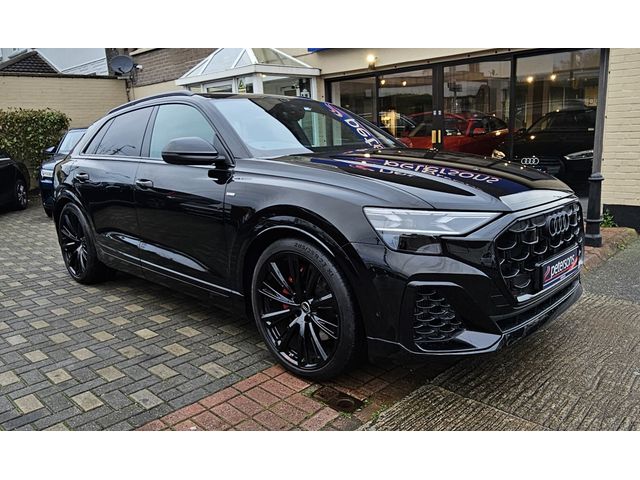 Image for 2025 Audi Q8 490PS QUATTRO S-LINE AUTOMATIC - PANORAMIC ROOF