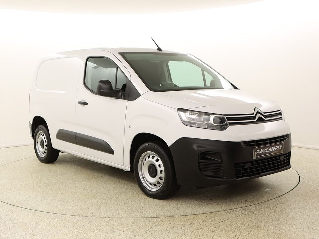 Image for 2023 Citroen Berlingo 