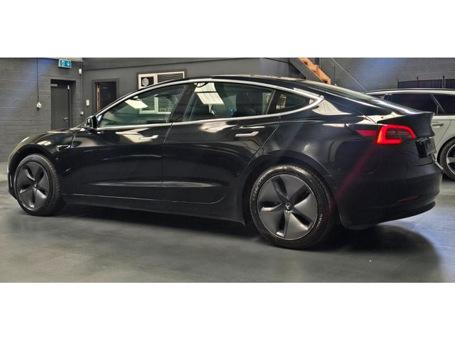 Image for 2020 Tesla Model 3 Standard Range Plus (RWD)