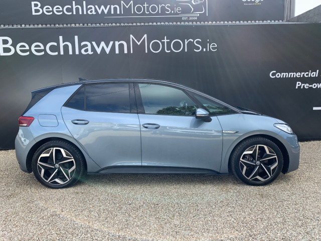 Image for 2021 Volkswagen ID.3 58 KWH MAX 204 BHP AUTO // ONE OWNER // DOCUMENTED SERVICE HISTORY // PANORAMIC ROOF, HEATED SEATS AND REVERSE CAMERA // 