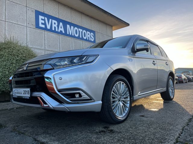 Image for 2018 Mitsubishi Outlander 4WD G LIMITED 2.4 PETROL PLUG IN HYBRID //LOW MILES//HIGH SPEC//HEATED SEATS AND STEERING WHEEL//ADAPTIVE CRUISE CONTROL//KEYLESS ENTRY//