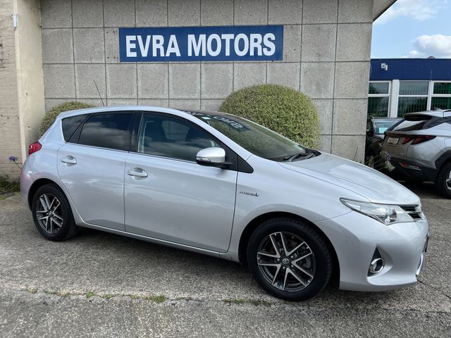 Image for 2015 Toyota Auris ICON AUTOMATIC HYBRID 1.8 PETROL //HIGH SPEC//PANORAMIC GLASS ROOF//