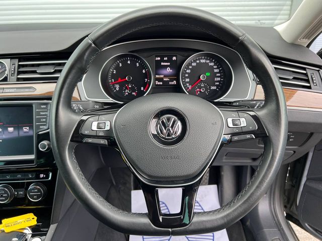 Image for 2016 Volkswagen Passat HIGHLINE 1.4 TSI AUTO // LEATHER HEATED & COOLED SEATS // FULL SERVICE HISTORY // DRIVER MASSAGE SEAT