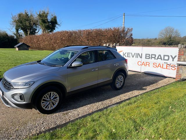 Image for 2022 Volkswagen T-Roc 1.0 LITRE TSI LIFE MODEL