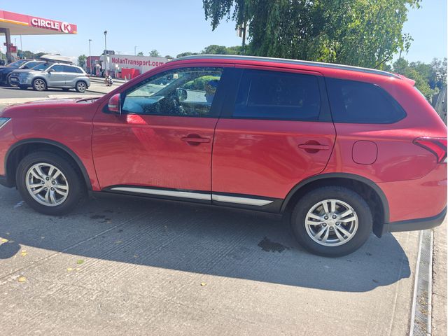 Image for 2016 Mitsubishi Outlander 2.2 DIESEL/NEW NCT