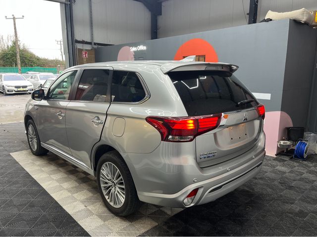 Image for 2018 Mitsubishi Outlander €19950 2018 MITSUBISHI OUTLANDER PHEV G 2.4 AUTOMATIC / CRUISE CONTROL / 360° CAMERA / ELECTRIC MEMORY & HEATED SEATS / HEATED STEERING WHEEL / PADDLE SHIFTERS