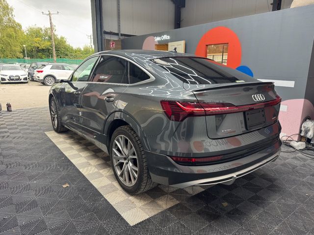 Image for 2022 Audi e-tron 2022 AUDI E-TRON SPORTBACK 4WD QUATTRO FIRST EDITION AUTOMATIC / CRUISE CONTROL / PARKING CAMERA / ELECTRIC MEMORY & HEATED SEATS / PADDLE SHIFTERS / AMBIENT LIGHTS / APPLE CARPLAY DIGITAL MIRROR