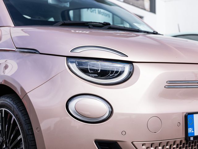 Image for 2025 Fiat 500 LA Prima 42KWH 3DR Auto