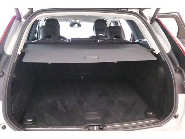 Image for 2022 Volvo XC60 B4 diesel MHEV 197hp AT8 Plus Bright