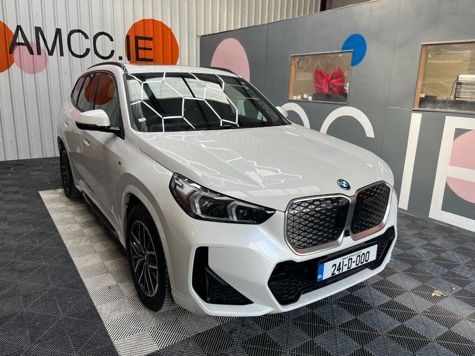 Image for 2024 BMW iX1 2024 BW IX1 XDRIVE30 M-SPORT AUTOMATIC / CRUISE CONTROL / PARKING CAMERA / ELECTRIC MEMORY & HEATED SEATS / AMBIENT LIGHTS AND MORE