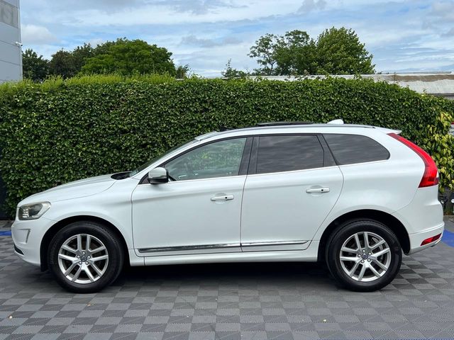 Image for 2017 Volvo XC60 D4 CLASSIC 2.0 D // OPENING PAN ROOF // REVERSE CAMERA // ADAPTIVE CRUISE CONTROL