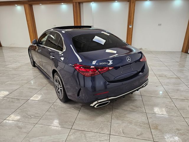 Image for 2025 Mercedes-Benz C Class BLUE WITH CREAM // PREMIUM C300E