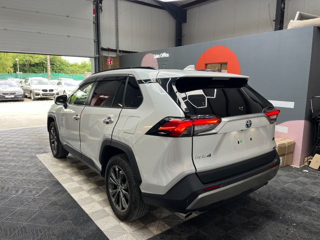Image for 2024 Toyota Rav4 2024 TOYOTA RAV4 HYBRID G 2.5 AUTOMATIC / CRUISE CONTROL / PARKING CAMERA / ELECTRIC MEMORY & HEATED SEATS / HEATED STEERING WHEEL AND MORE