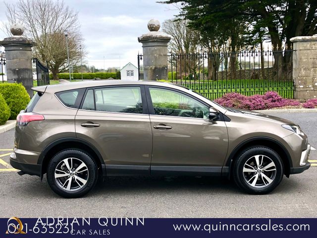 Image for 2016 Toyota Rav4 2.0 D-4D AURA 5 DR