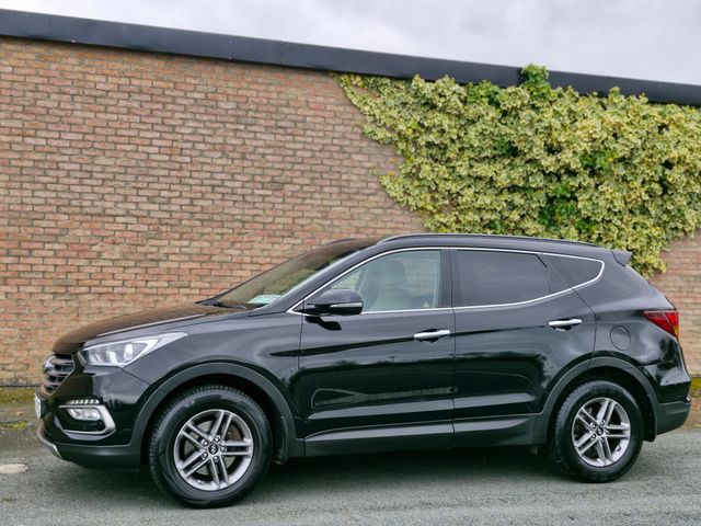 Image for 2017 Hyundai Santa Fe EXECUTIVE 4WD 7 SEATER FINANCE AVAILABLE