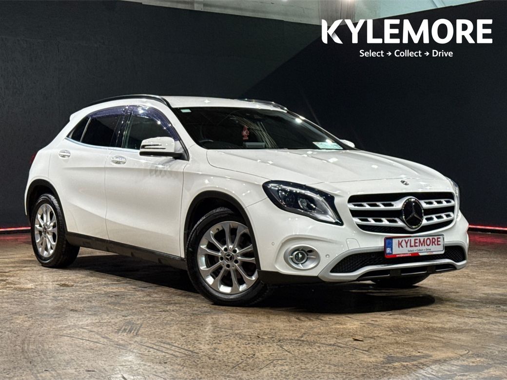 Image for 2018 Mercedes-Benz GLA Class 1.6 AUTOMATIC - HALF BLACK LEATHER UPHOLSTERY - REVERSE CAMERA/PARKING RADAR