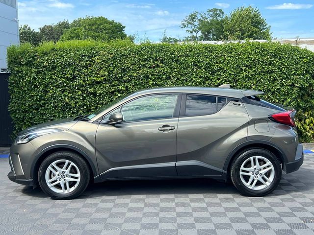 Image for 2022 Toyota C-HR 1.8 HYBRID AUTO // 17" ALLOYS // 360 PARKIGN CAMERAS // BLUETOOTH MUSIC