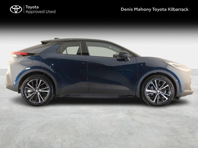 Image for 2025 Toyota C-HR PHEV SOL