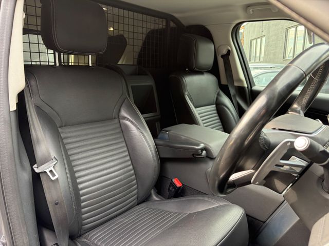 Image for 2022 Land Rover Discovery 3.0D D300 SE 2 SEAT COMMERCIAL