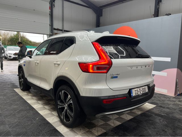 Image for 2022 Volvo XC40 €35950! 2022 VOLVO XC40 T5 RECHARGE PLUG-IN HYBRID 1.5 AUTOMATIC / CRUISE CONTROL / ELECTRIC MEMORY & HEATED SEATS / REAR HEATED SEATS / 360° PARKING CAMERA / APPLE CARPLAY / PANORAMIC SUNROOF