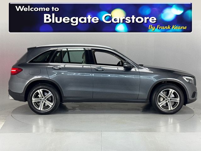 Image for 2017 Mercedes-Benz GL Class 220 D 4MATIC 5DR AUTO NEW NCT**CREAM LEATHER INTERIOR**FRONT HEATED SEATS**DIGITAL MEDIA DISPLAY**BLUETOOTH**REVERSE CAMERA**DYNAMIC DRIVE MODES**DUAL CLIMATE CONTROL**MULTIFUNCTIONAL STEERING WHEEL**